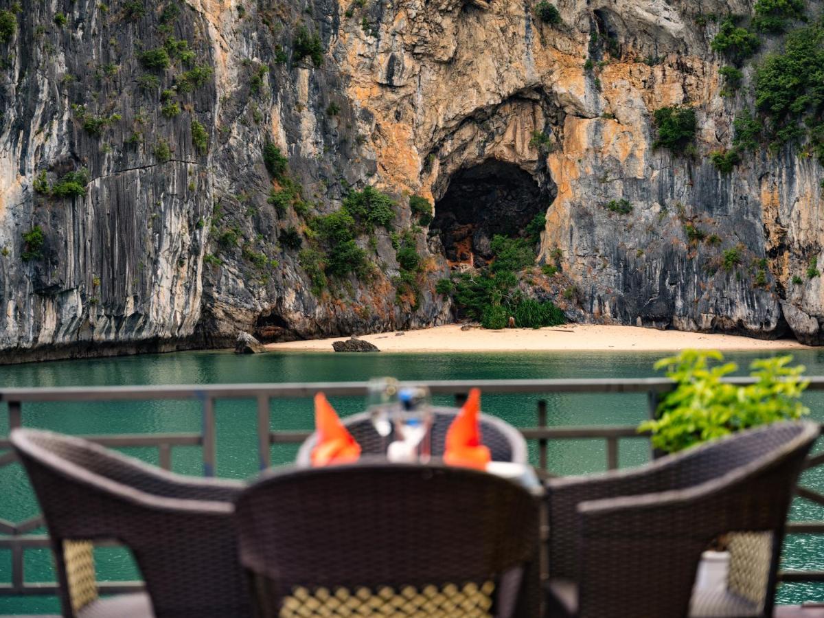 La Pandora Boutique Cruises Hotel Ha Long Bagian luar foto